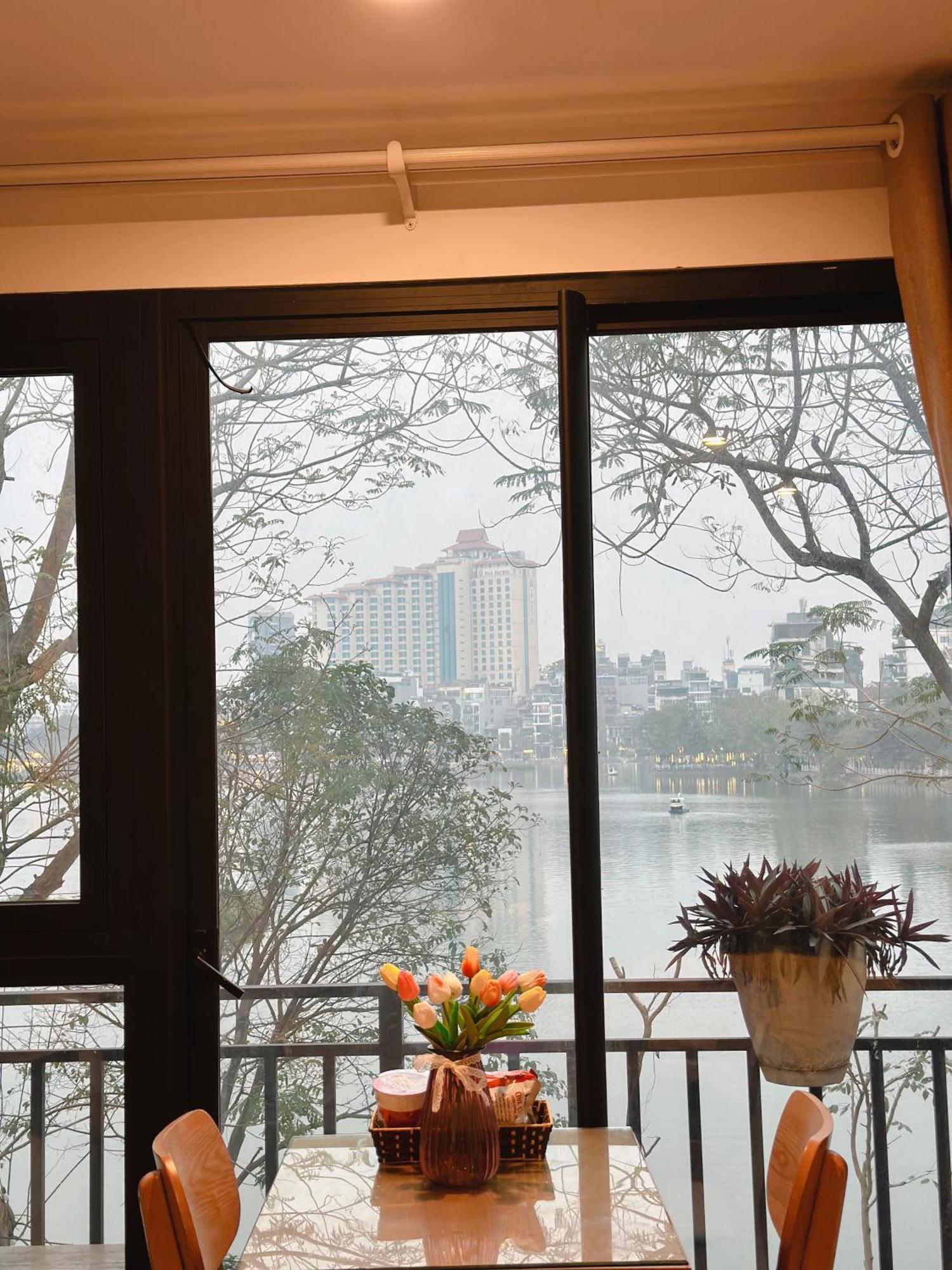 Windy Lakeview Studio Ha Noi Hanoi Exterior photo